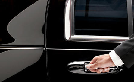 Chauffeur Airport Limo Hire